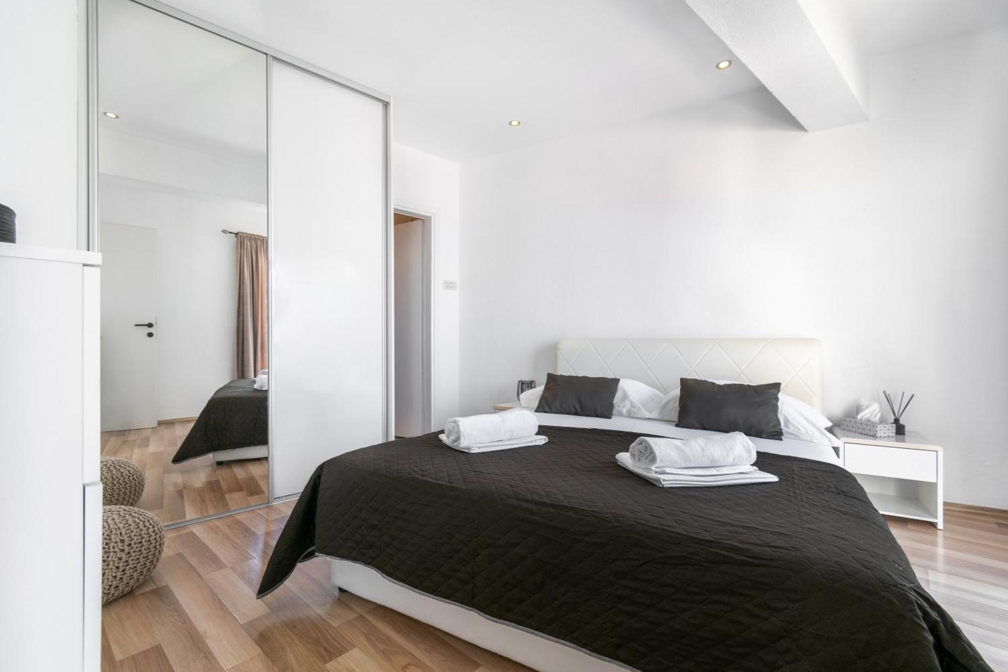 Apartment Makarska City Екстериор снимка