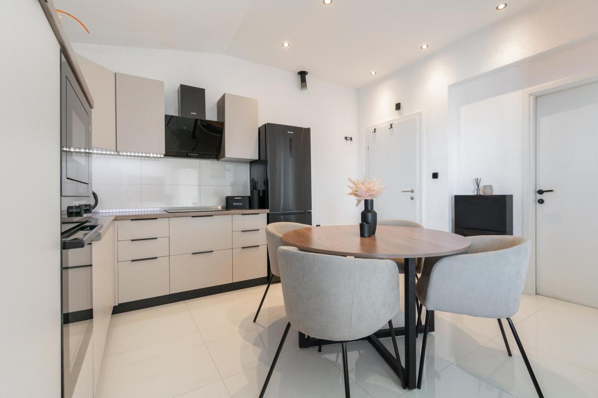 Apartment Makarska City Екстериор снимка